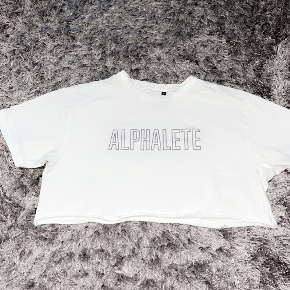 Alphalete Tee - M